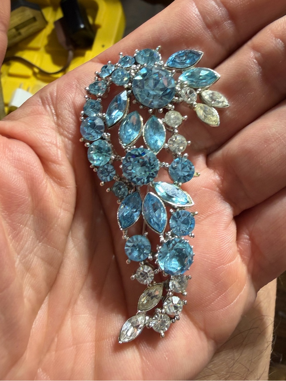 WONDERS FOUND-VINTAGE JEWELRY- POSHMARK SHOW 1900 ET 10/4/26